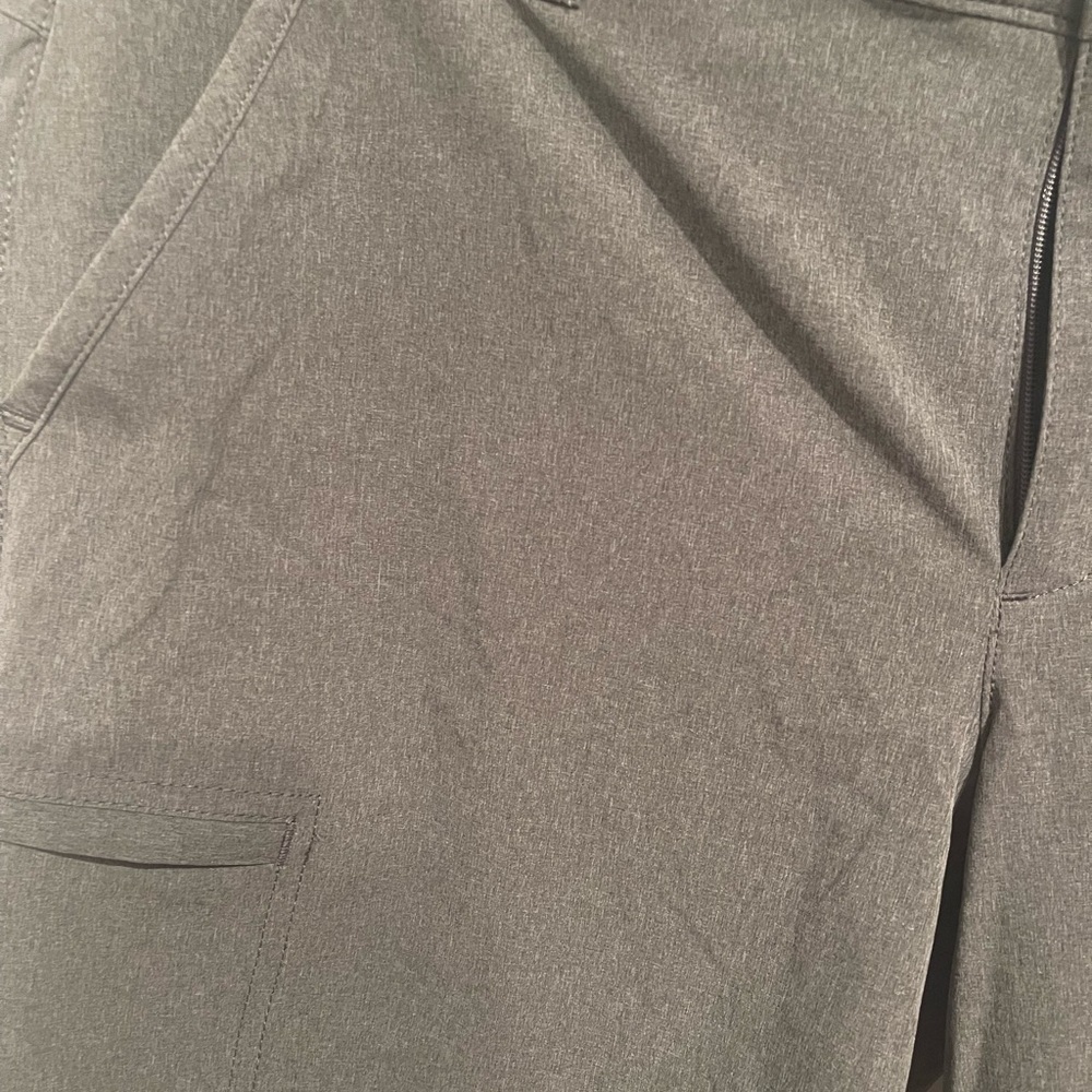 Eddie Bauer Women’s Charcoal Flat Front Shorts 14 - Picture 2 of 4